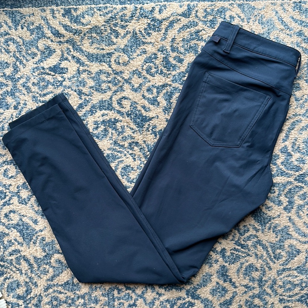 Lululemon ABC Slim Fit pant Navy 30/32